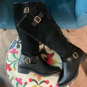 Black Sueded Boots - wide calf